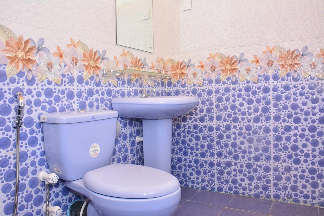 Pleasant Park Holiday Inn Trincomalee Εξωτερικό φωτογραφία